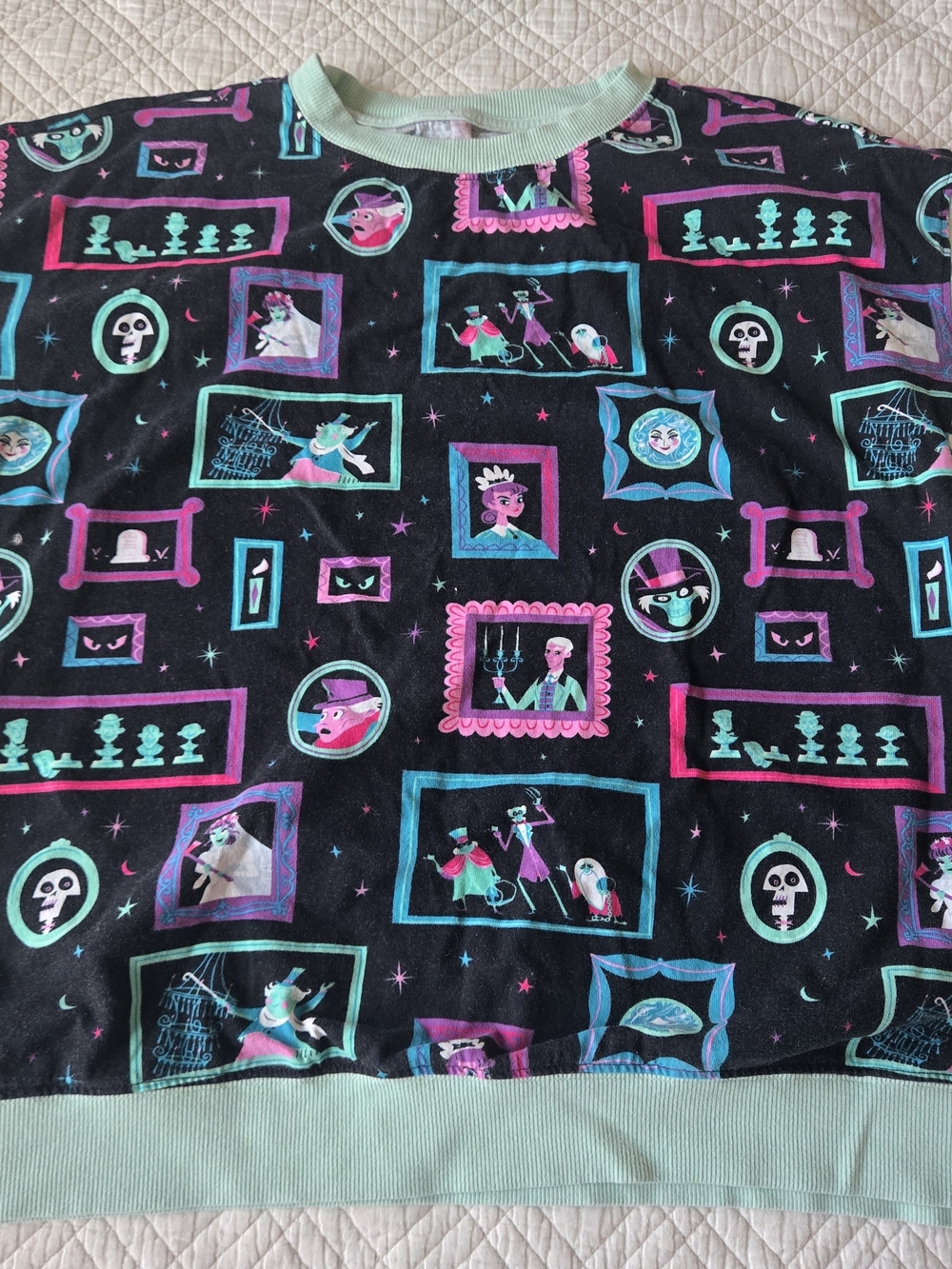 Haunted Mansion Graphic Print Crewneck Sweatshirt 1x